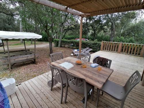 Camping du Domaine de Massereau - Mobile home Détente - 3 bedrooms - Photo 2