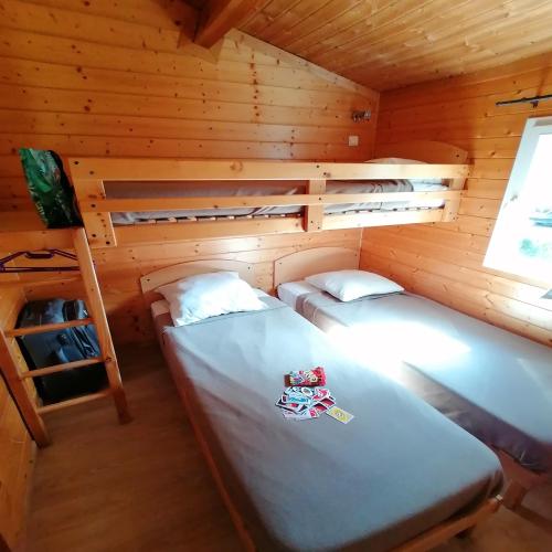 Camping du Domaine de Massereau - Chalet - 3 bedrooms - Photo 3