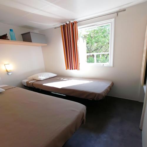 Camping du Domaine de Massereau - Mobile home Héritage - 2 bedrooms - Photo 7