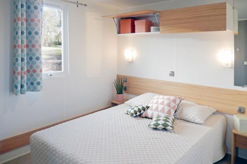 Camping Sandaya Cypsela Resort - Cottage 2 bedrooms **** adapted to the people with reduced mobility - Photo 4
