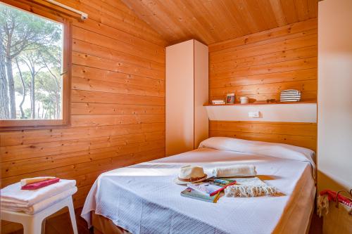 Camping Sandaya Cypsela Resort - Bungalow FINLANDIA 2 bedrooms*** - Photo 6