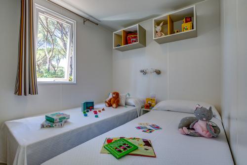 Camping Sandaya Cypsela Resort - Cottage 2 bedrooms airconditioning** - Photo 5