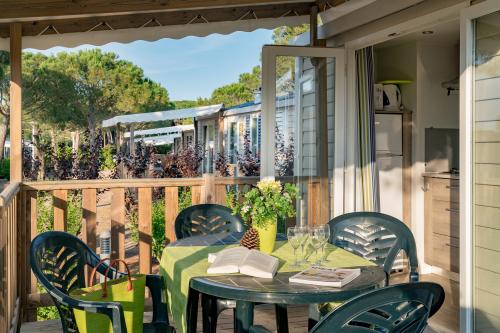 Camping Sandaya Cypsela Resort - Cottage 3 bedrooms airconditioning*** - Photo 2