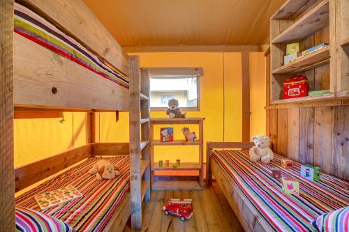 Camping Sandaya Cypsela Resort - LODGE SAFARI 3 bedrooms**** - Photo 6