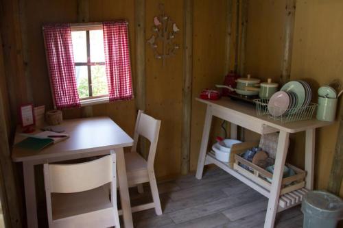 RCN Vakantiepark de Jagerstee - Hunters cabin - Photo 5