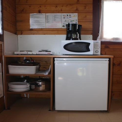 Camping de Saulieu - Mini-chalet Olga without toilet blocks - Photo 3