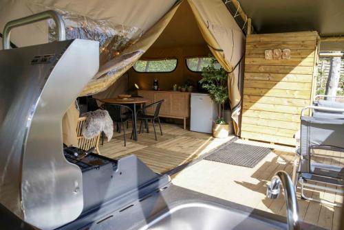 Camping De Schuur - Rental safari tent - Photo 5