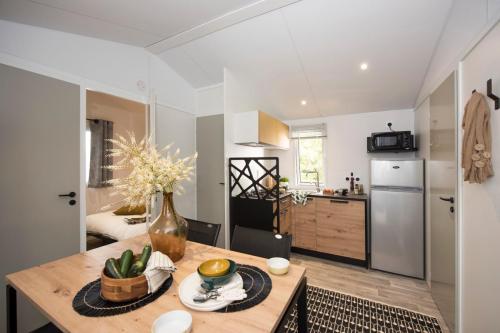 Camping Reine Mathilde - Mobilhome CONFORT PLUS MODULO - 2 Bedrooms - Photo 3