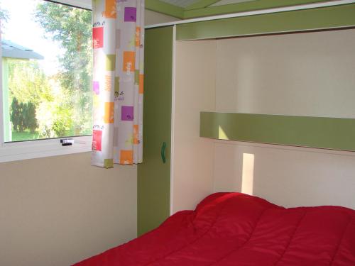 Camping Reine Mathilde - Chalet CONFORT - 1 Bedroom 25m² - Photo 4