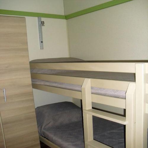 Camping Reine Mathilde - CHALET TRIANON - 2 Bedrooms 28m² - Photo 5