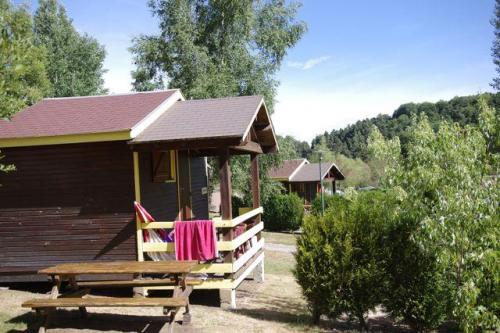Flower Camping La Rochelambert - Cabanon ECO Jaune 12m² 1 bedroom + Terrace 3m² - without toilet block - Photo 2