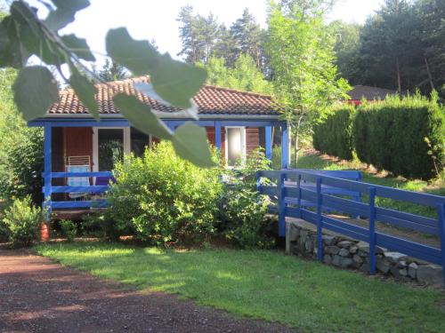 Flower Camping La Rochelambert - Chalet Marina Confort+ 30m² 2 bedrooms - adapted to the people with reduced mobility + sheltered terrace 15m² - Photo 1