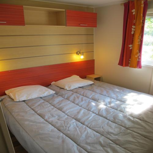 Camping La Chatonnière - Mobil home Super Mercure 30m² - 2 bedrooms with a covered terrace - Photo 7