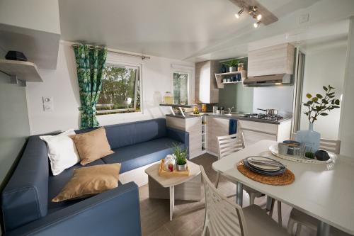 Camping La Chatonnière - Mobile-home 3 bedrooms 33m² - sheltered terrace - Photo 7