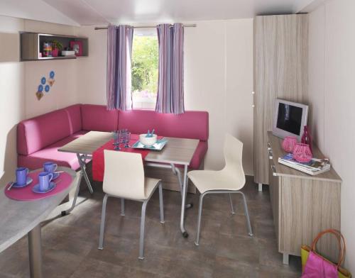 Camping Le Marqueval - Mobile home Super Mercure - 2 Bedrooms - Photo 3