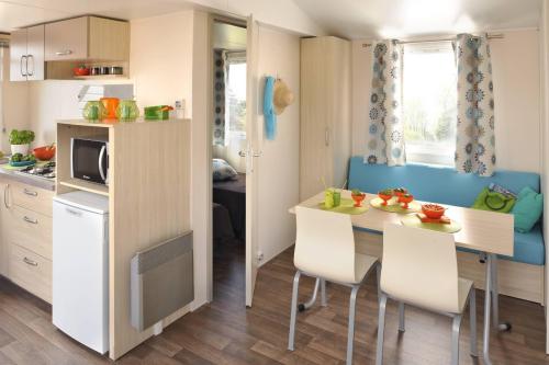 Camping Le Marqueval - Mobile home Super Mercure - 2 Bedrooms - Photo 5