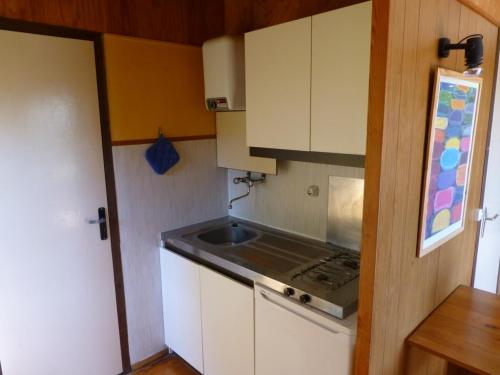 Camping Bleu Soleil - Chalet Soleil 1 - 1 bedroom - Photo 4