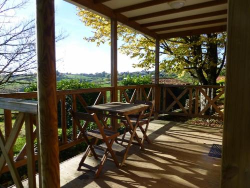 Camping Bleu Soleil - Chalet Noisette with TV and heating - 1 bedroom - Photo 3