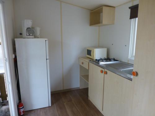 Camping Bleu Soleil - Mobil Home 'Chêne' - 2 bedrooms - Arrival on Sunday - Photo 7
