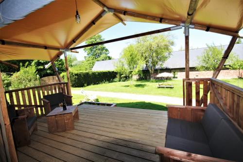 Les Castels Le Brévedent - Canvas cottage Woody Luxury (with bathroom) - Photo 2