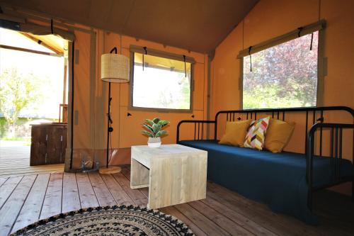 Les Castels Le Brévedent - Canvas cottage Woody Luxury (with bathroom) - Photo 3