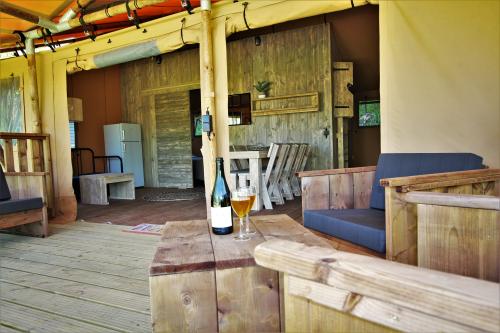 Les Castels Le Brévedent - Canvas cottage Woody Luxury (with bathroom) - Photo 6
