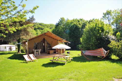 Les Castels Le Brévedent - Canvas cottage Woody Luxury (with bathroom) - Photo 1