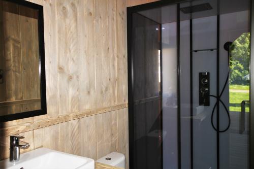 Les Castels Le Brévedent - Canvas cottage Woody Luxury (with bathroom) - Photo 6