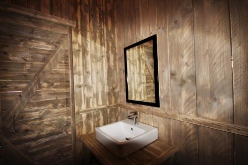 Les Castels Le Brévedent - Canvas cottage Woody Luxury (with bathroom) - Photo 7
