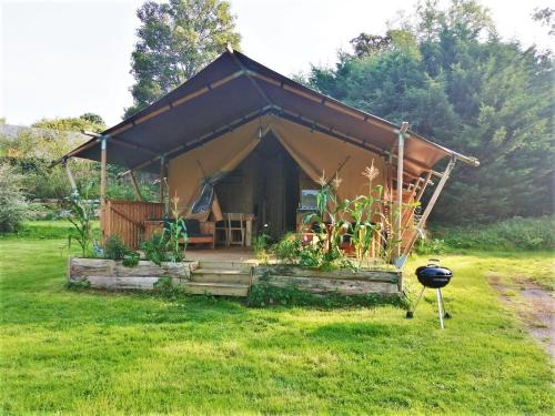 Les Castels Le Brévedent - Canvas Cottage Woody Confort - Photo 1