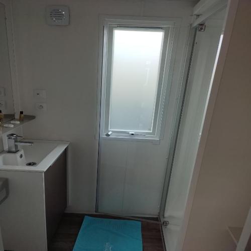 Camping Seasonova Vesoul - COTTAGE PRESTIGE 3 BEDROOMS - Photo 7