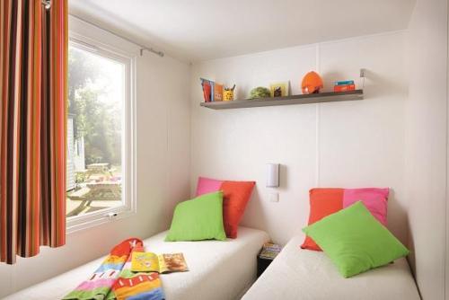 Camping Lou Pantaï - Lodge grand confort 3 bedroom (Saturday) - Photo 5