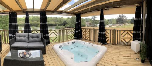 Camping Monaco Parc - Mobile-home OTELLO LUXE - 1 bedroom - Jacuzzi - Photo 7