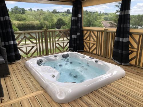 Camping Monaco Parc - Mobile-home OTELLO LUXE - 1 bedroom - Jacuzzi - Photo 8