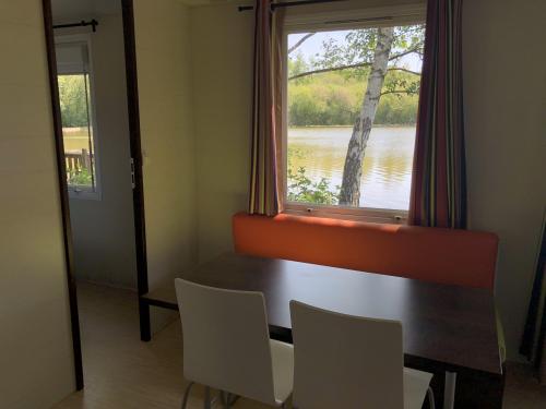 Camping Monaco Parc - Mobile-home L'Authentique - 2 bedrooms (Unusual Lodging) - Photo 7