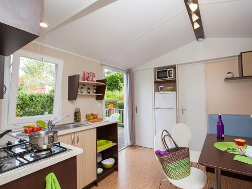 Sea Green - Camping Le Paradis - Mobile home Low Cost 3 bedrooms - Photo 2