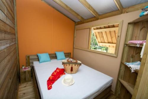 Flower Camping du Port Caroline - Lodge Cosyflower PREMIUM 38 m² (2 bedrooms) - Photo 5