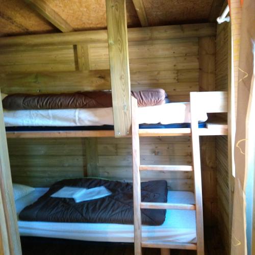 Flower Camping du Port Caroline - Wooden cabin Family 25m² - 3 bedrooms (without toilet blocks) - Photo 5