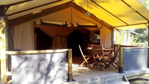 Camping Le Paluet - Lodge Confort Victoria - 30 m² (without toilet block ) - Photo 2