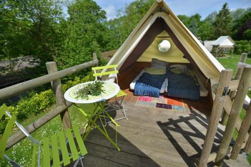 Château des Tilleuls - Tent Bivouac (on mezzanine with picnic table and electricity) - Photo 3