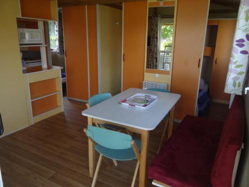 Camping la Roseraie d'Omaha - Chalet Country 2 bedrooms - Photo 7