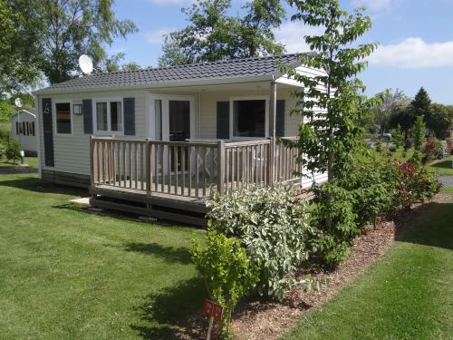 Camping la Roseraie d'Omaha - Mobilhome Tendance 2 bedrooms - Photo 2