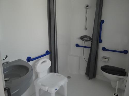 Camping la Roseraie d'Omaha - Mobilhome Adapt 2 bedrooms - adapted to the people with reduced mobility - Photo 6