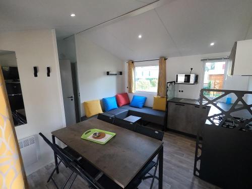 Camping la Roseraie d'Omaha - Mobilhome Tribu 4 bedrooms - Photo 2