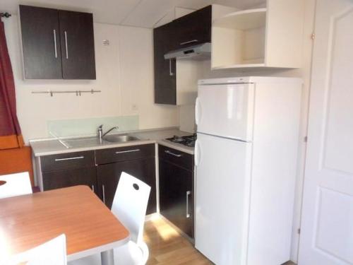 Camping La Berge Fleurie - Mobile-home 3 bedrooms (air-conditioning + tv) - Photo 3