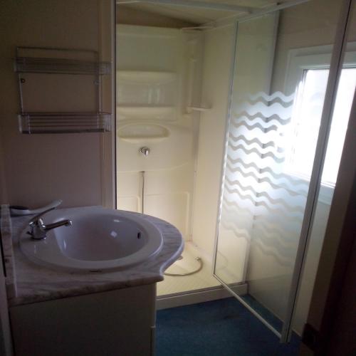 Camping La Berge Fleurie - Mobile-home 3 bedrooms (air-conditioning + tv) - Photo 7