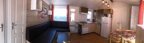 Camping Bois de Gravière - Chalet Mobile Santa Fé 30 m² (2 rooms + Terrace) - Photo 2