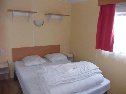 Camping Bois de Gravière - Mobile Home Bermude Loisir 30m² (3 Rooms + terrace) - Photo 4