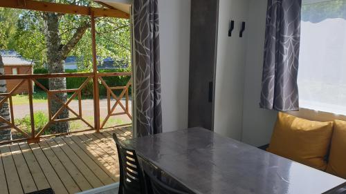 Camping Bois de Gravière - Chalet Mobile Panama 23 m² (2 bedrooms + terrace) - Photo 4