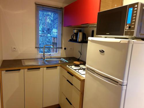 Camping Bois de Gravière - Chalet Mobile Modulo 20m² (1 bedrooms) - Photo 2